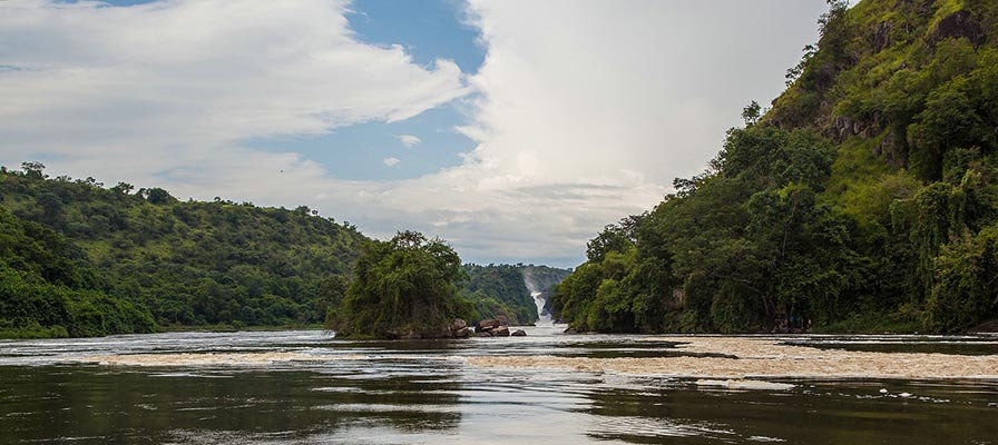 boat safari launch on Victoria Nile in Murchison Falls National Park